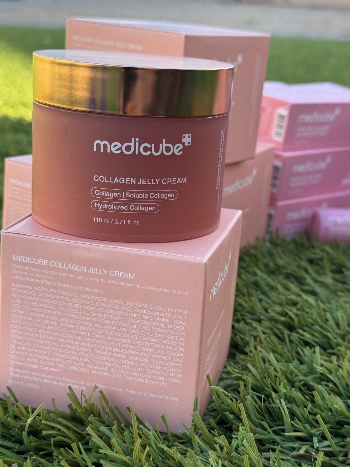 Medicube Collagen Jelly Cream Collagen Boosts skin’s barrier hydration 110ml