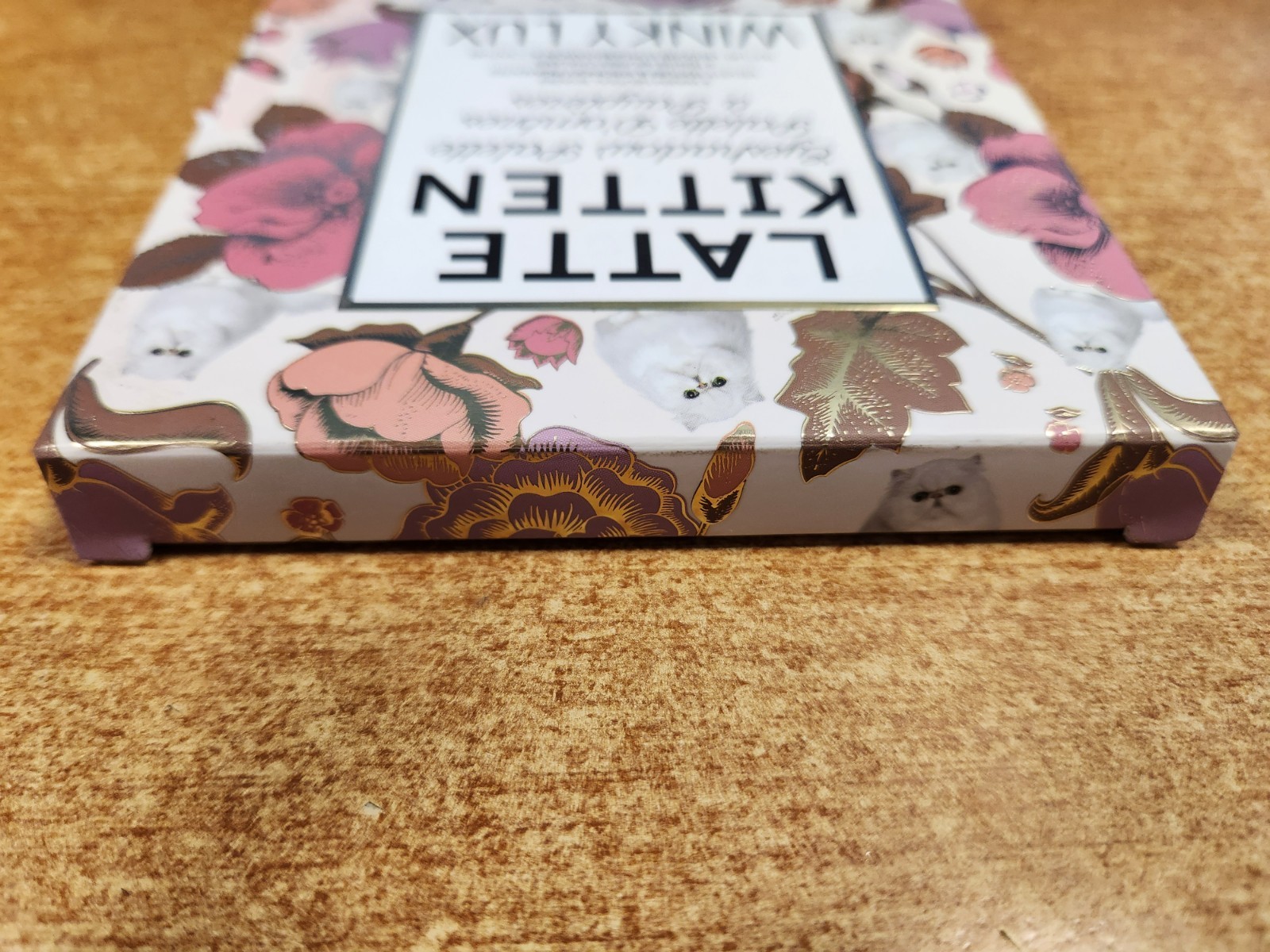 Winky Lux – Latte Kitten Eyeshadow Palette – 9 Warm Neutral Shades E16D