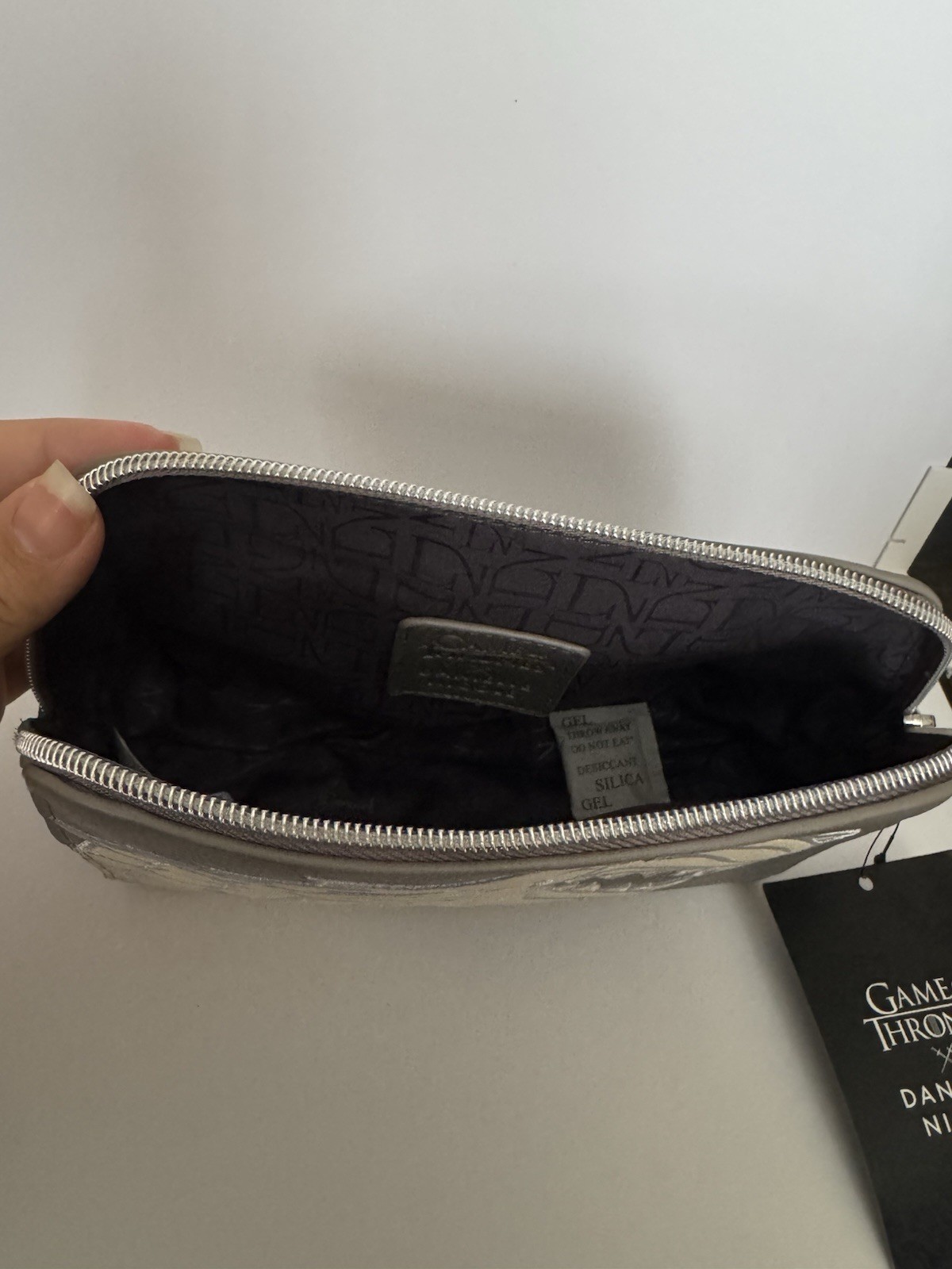 Danielle Nicole Game of Thrones Gray/Silver Cosmetic Bag Zipper Closure