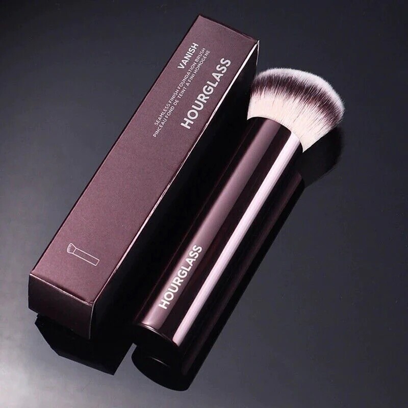 HOURGLASS Vanish Seamless Finish Foundation Brush NIB 100% Authentic – $47 MSRP