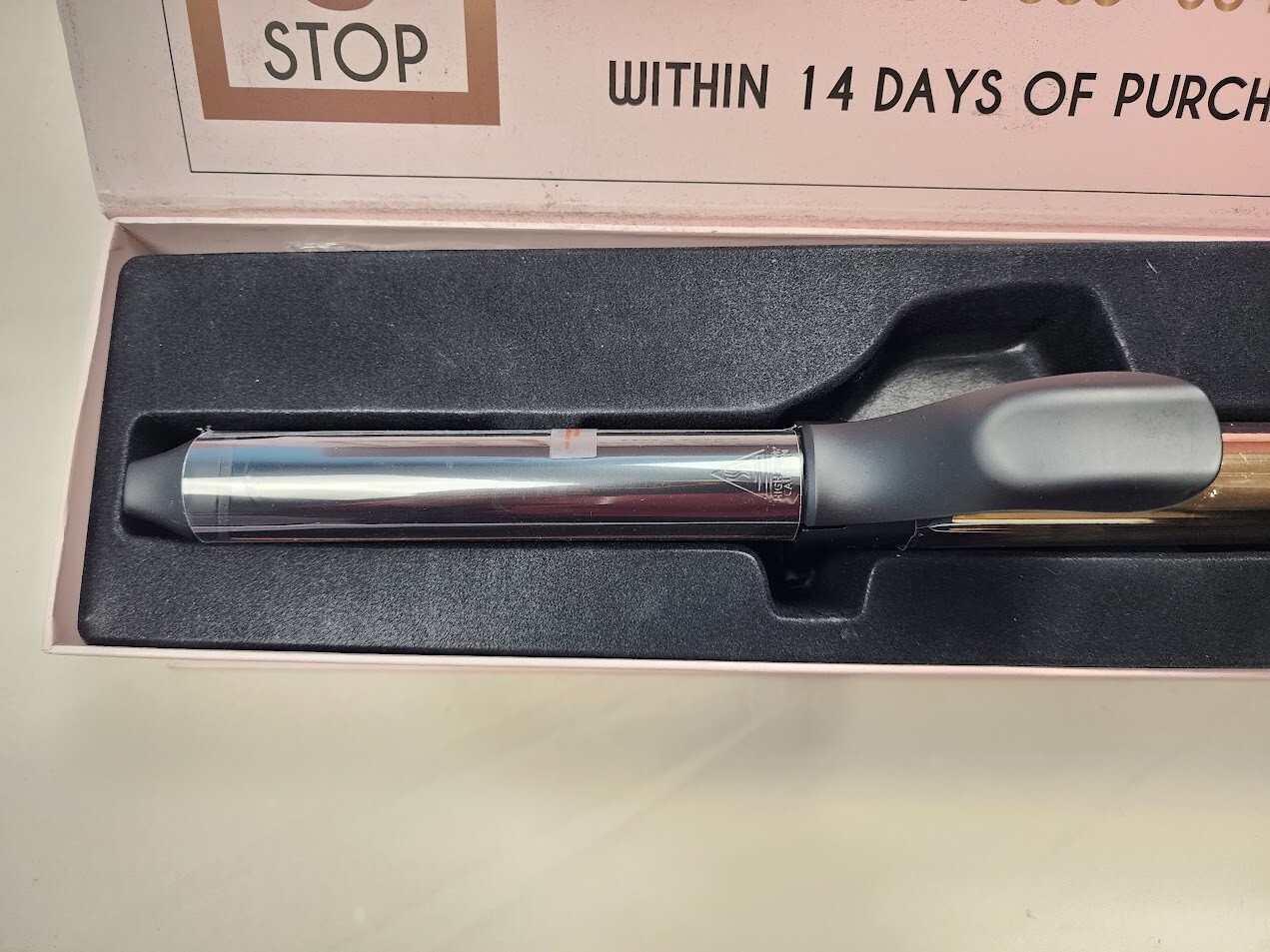 Ella Bella 1 – 1.25 – 1.5 inch Ceramic Curling Iron – Black/Gold – Open Box