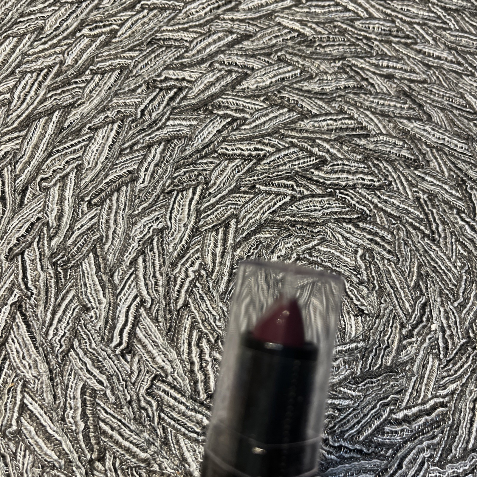 LAC Matte Lipstick CML473 . New Sealed 0.13 Oz.free United States Shipping.