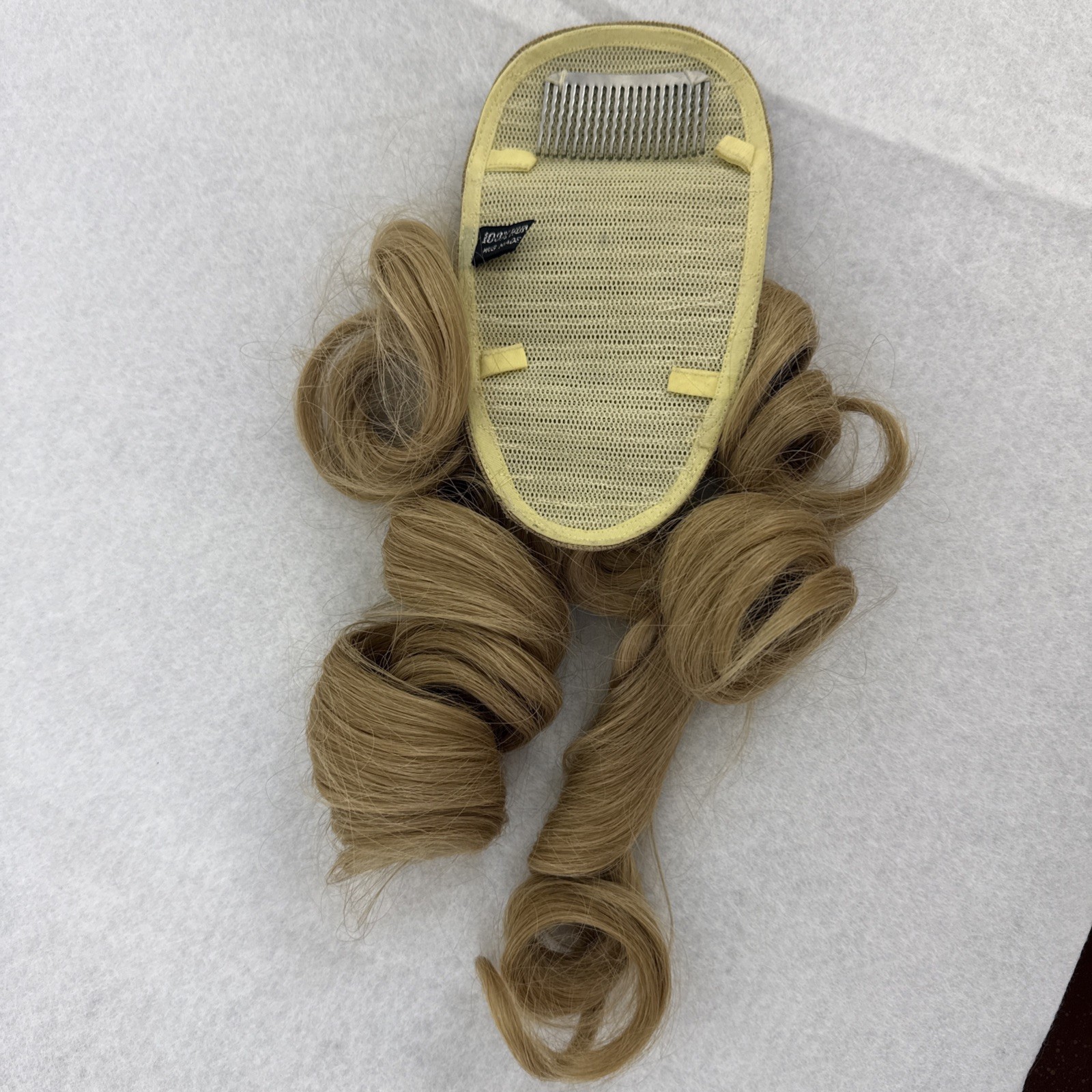 100% Human Hair Wig Made In Korea Medium Brown Blonde, 1960’s Style Flip