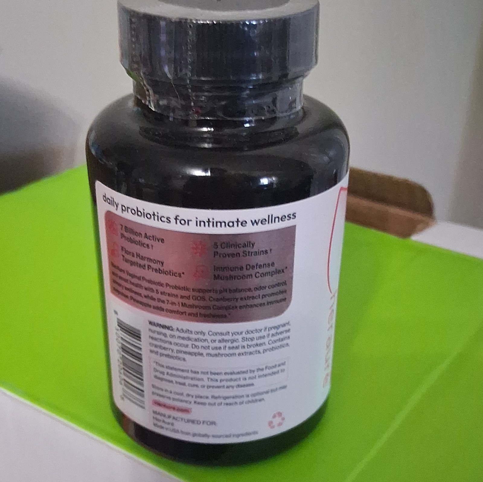 Herauré Vaginal Probiotic Capsules Mushroom Complex Cranberry Pineapple