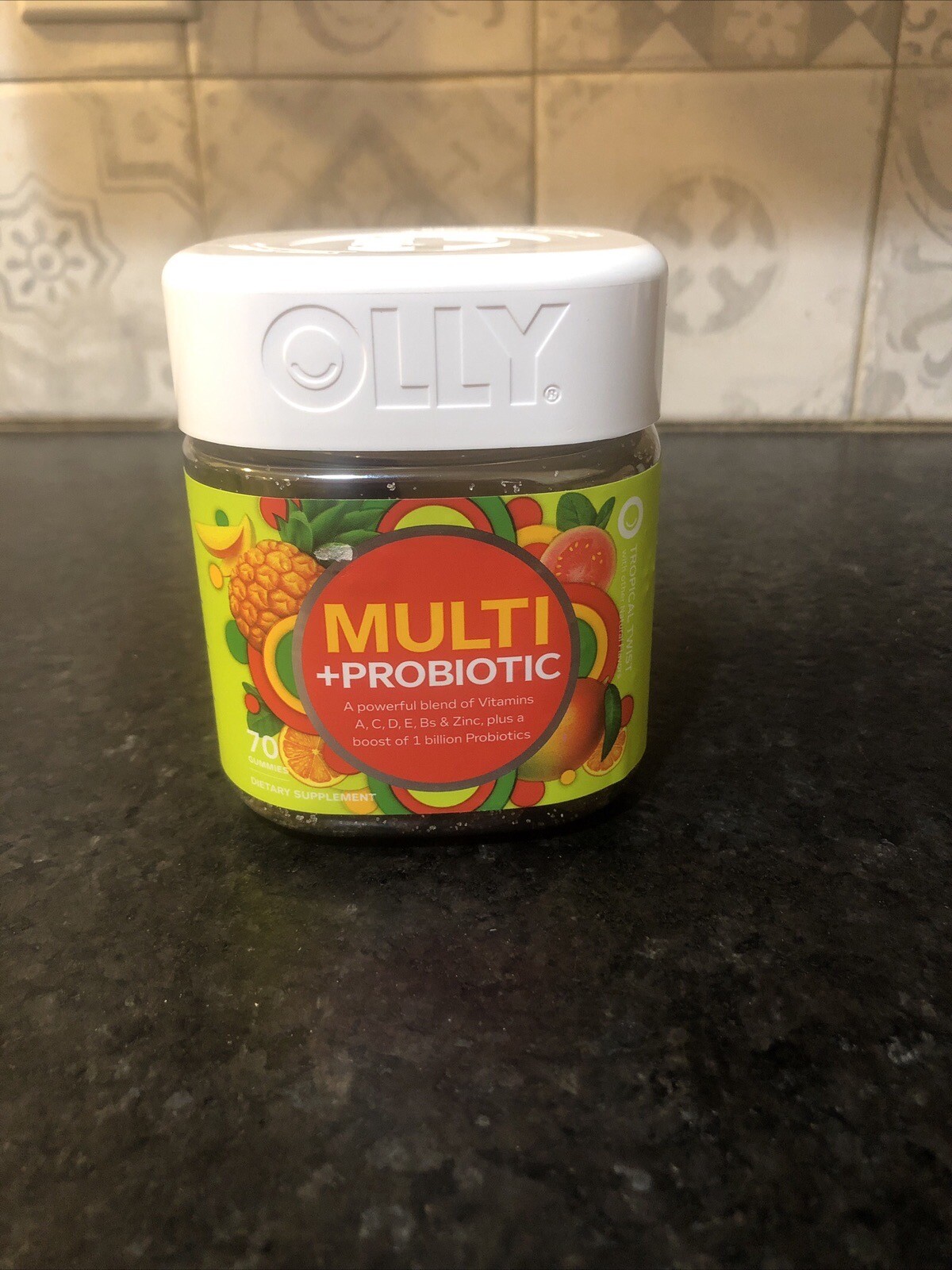 Olly Multi Probiotic Tropical Twist Flavor 70 Gummies Exp-08/2024