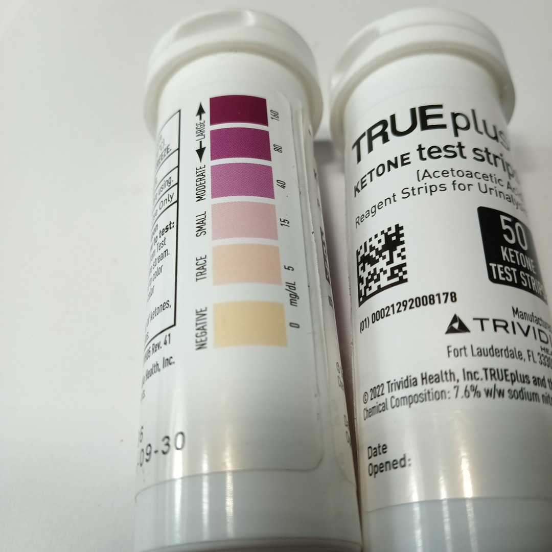 2,True Plus Ketone Test Strips 50 Reagent Strips for Urinalysis 09/2024