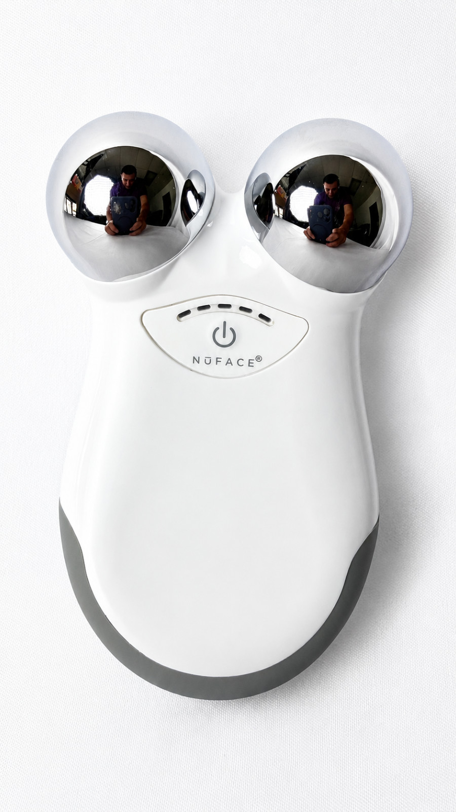 NuFACE Mini Facial Toning Device WHITE Includes Charger Tested