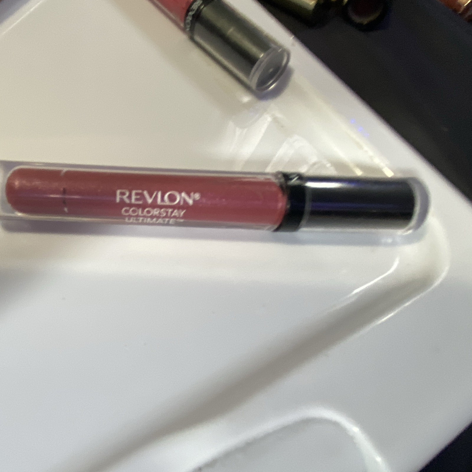 Revlon ColorStay Overtime Lip Gloss, Liquid Shine, Pink Shade