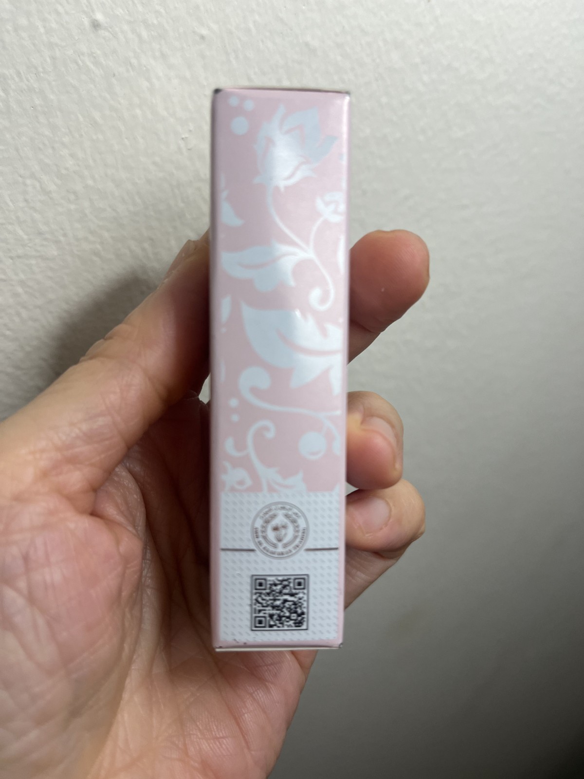 YARA Roll On Perfume Oil CPO – 10ML (0.34 OZ) By LATTAFA, Tavel Size Perfume Oil