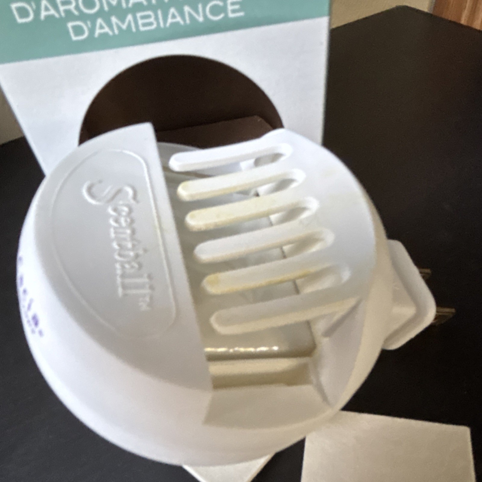 Aura Cacia Aromatherapy Room Diffuser White Indoor Wall Plug-In