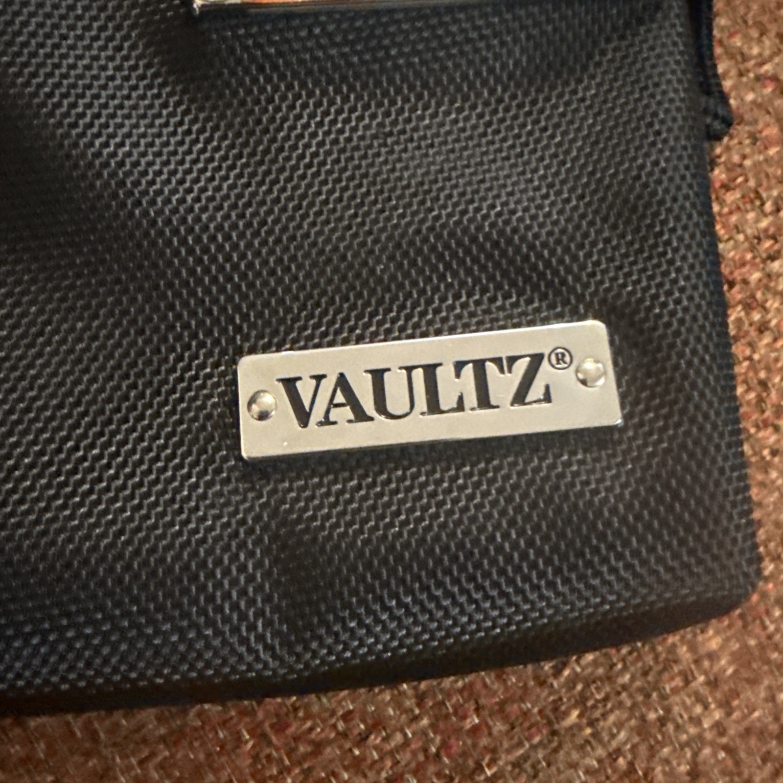 NEW Vaultz Locking Medicine Pouch Zipper & Combination Lock Secure Medical Bag