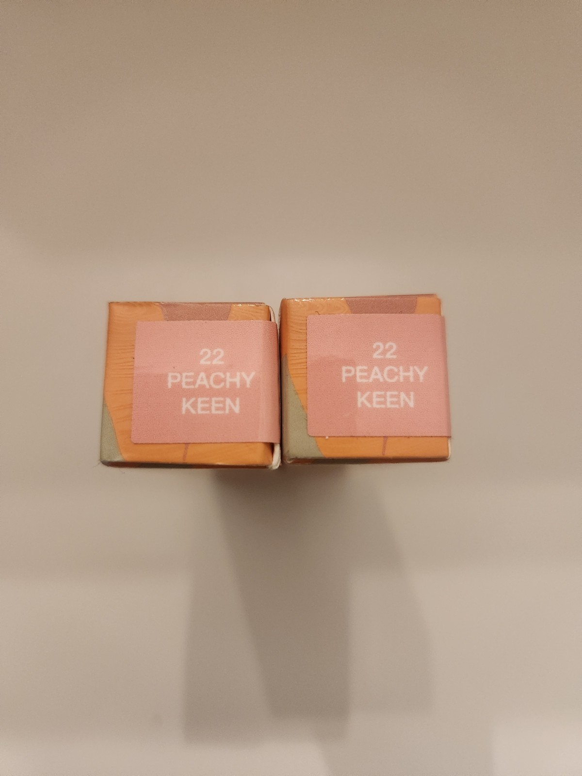 Oulac Moisture Shine Lipstick 22 PEACHY KEEN 2.2 g – 2 New In Box