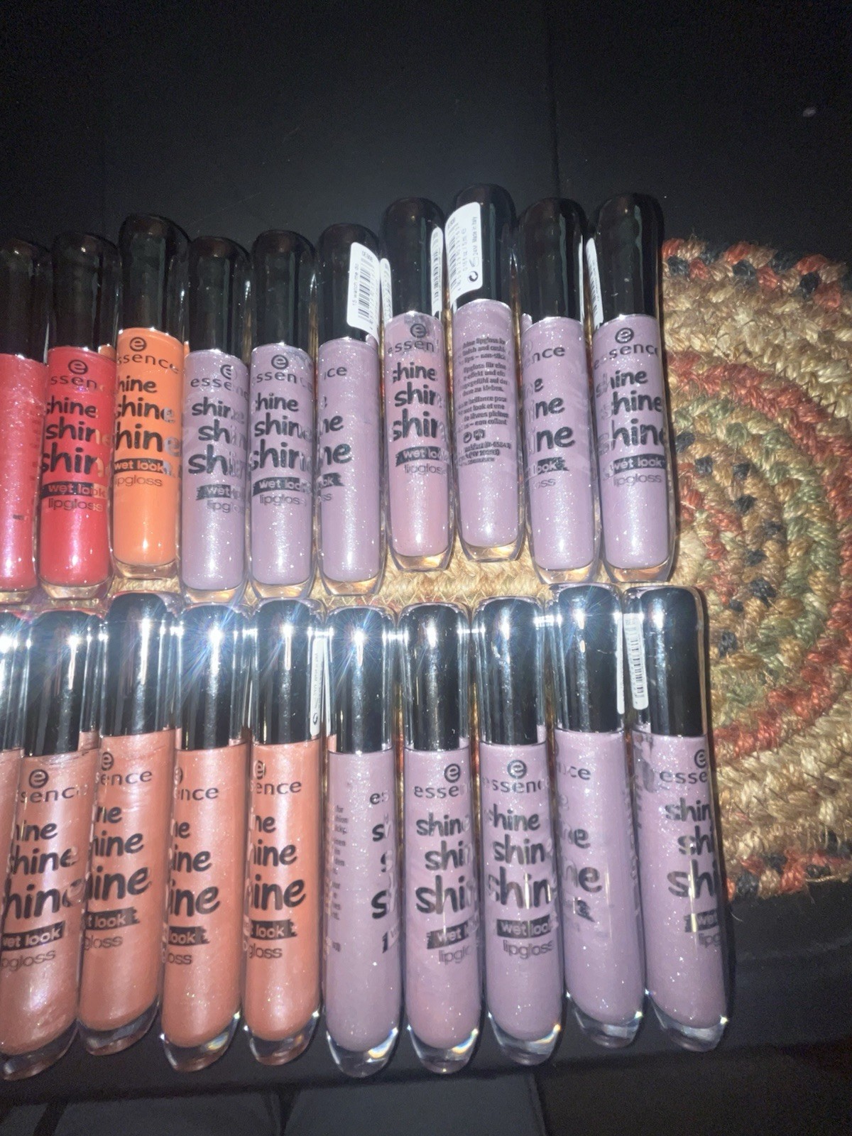 ESSENCE SHINE SHINE SHINE WET LOOKS LIP GLOSS 0.16 FL OZ ONE BUYER CHOICE NWOB