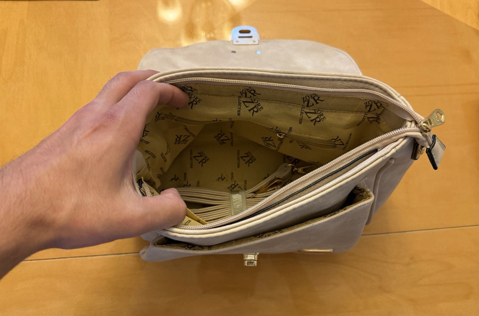 Zoë R Beige Makeup Cosmetic Bag with Zipper Closure and Multiple Pockets