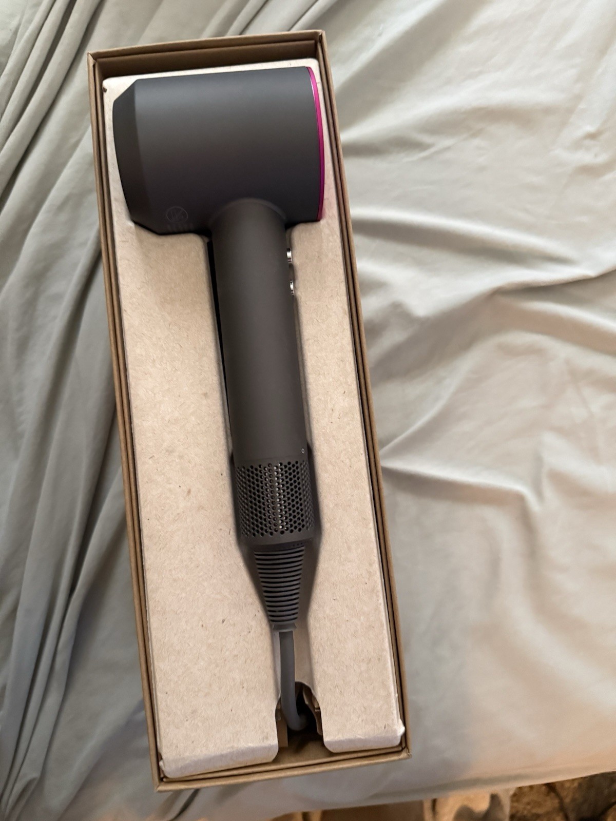 Dyson Supersonic Hair Dryer Black/Purple with Diffuser Attachment