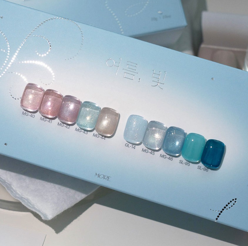 More gel Summer Light Korean Gel Nail Set 10 Colors Magnetic Glitter Syrup Gel
