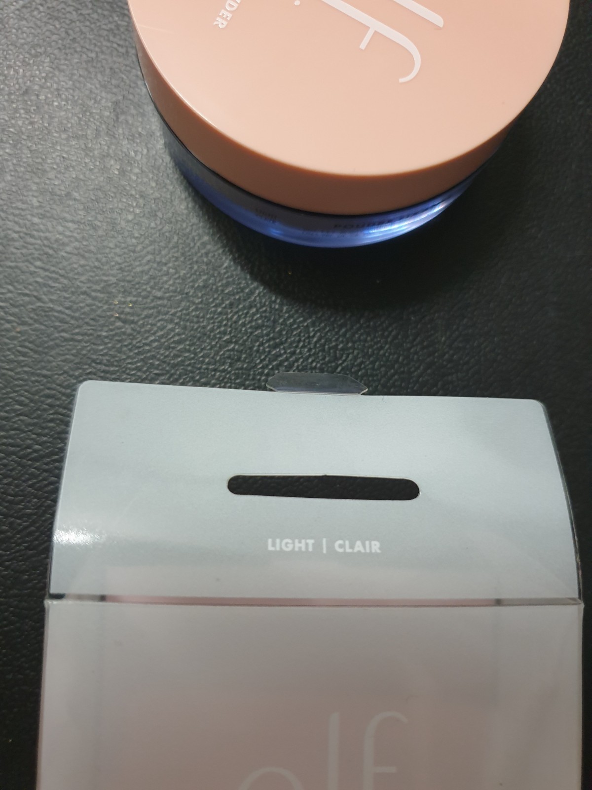 e.l.f. Halo Glow Loose Setting Powder Light Vegan Animal Cruelty-Free – 0.24 Oz
