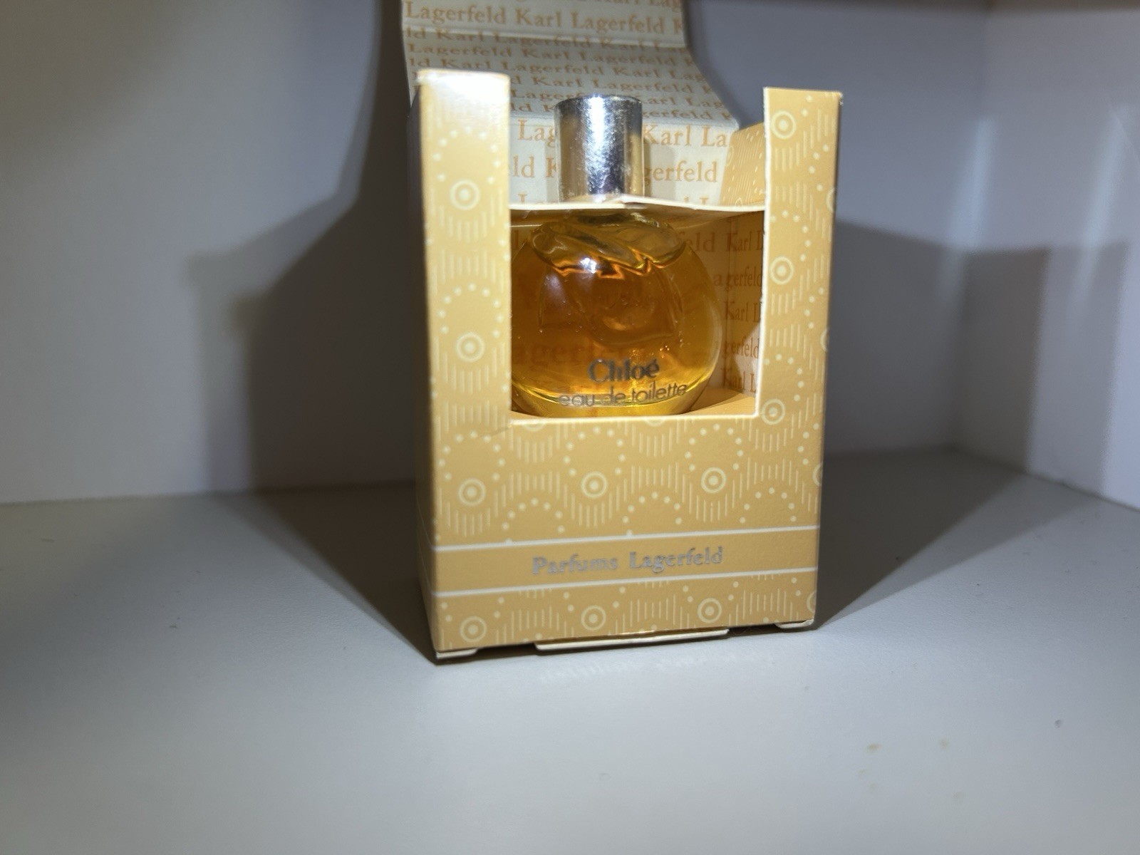 Chloe Eau de Toilette Women’s 1/8 fl oz Mini Splash New In Box Rare Perfume