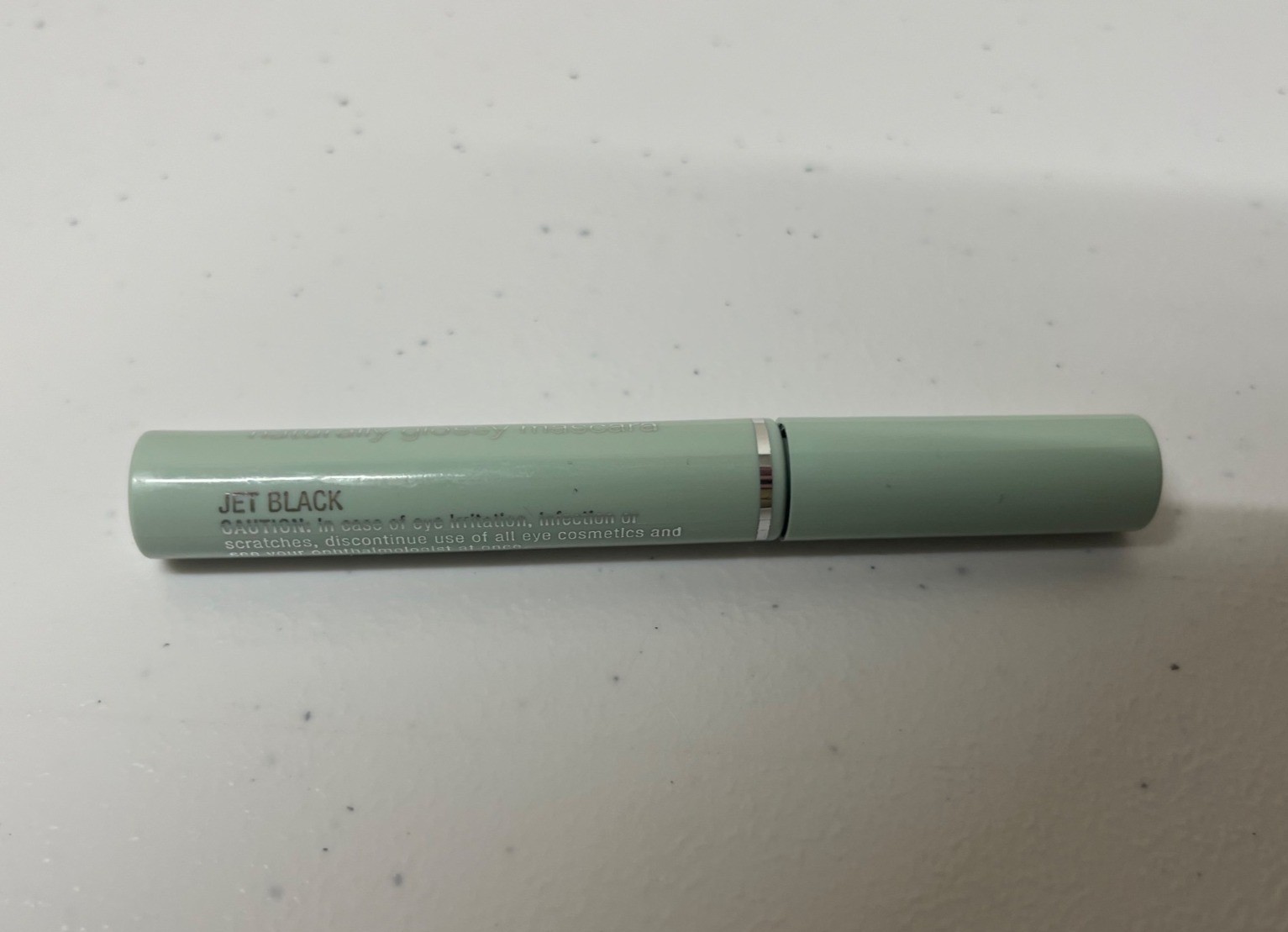 Clinique Naturally Glossy Mascara JET BLACK .08 Oz / 2.2g