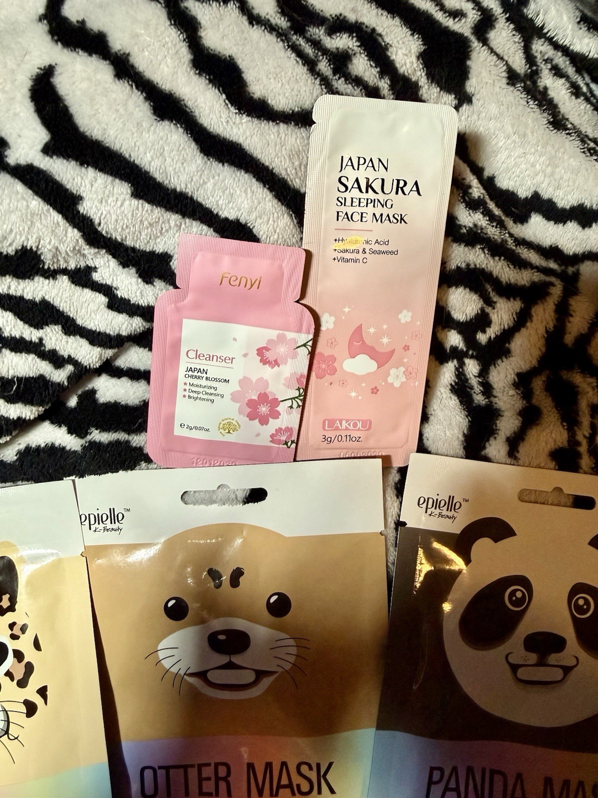Epielle Animal Face Mask Bundle Panda Otter Cheetah Llama Sakura Spa Gift Set