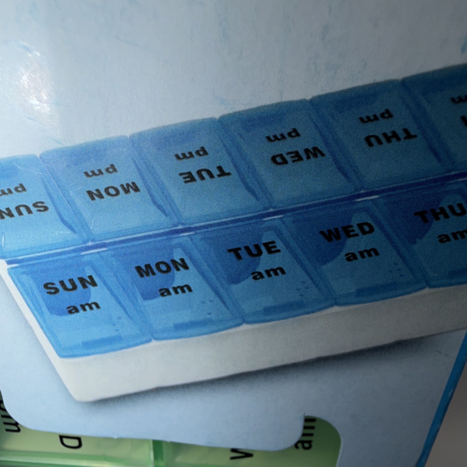 Fusion Life 7-Day Pill Organizer AM/PM Travel Size Lock Compartment Blue Green