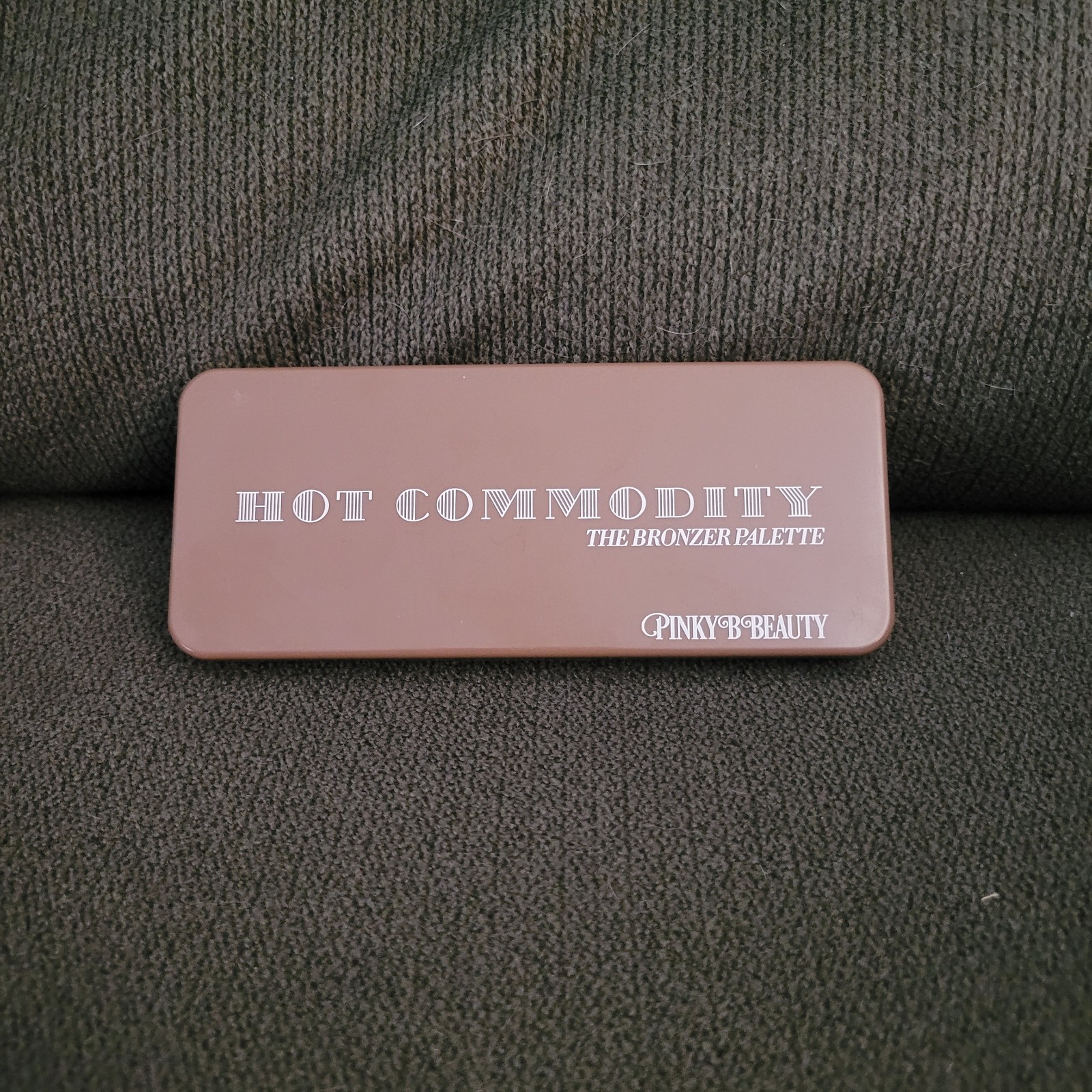 HOT COMMODITY The bronzer Palette *NEW*