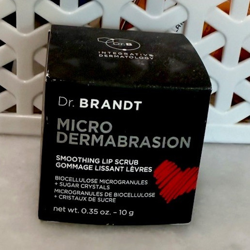 Dr. Brandt Microdermabrasion Smoothing Lip Scrub Exfoliator 0.35 oz/10g
