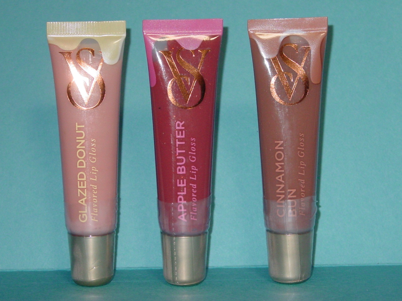 VICTORIA’S SECRET FLAVORED LIP GLOSS,TOTAL SHINE ADDICT,GET GLOSSED NEW *CHOOSE*