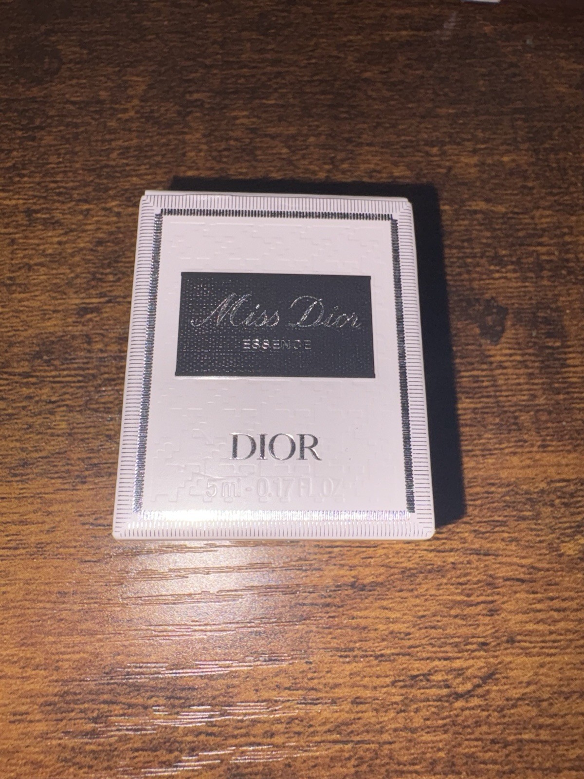 DIOR Miss Dior ESSENCE de Parfum MINI Splash 0.17oz / 5ml 2025 NEW Scents in box