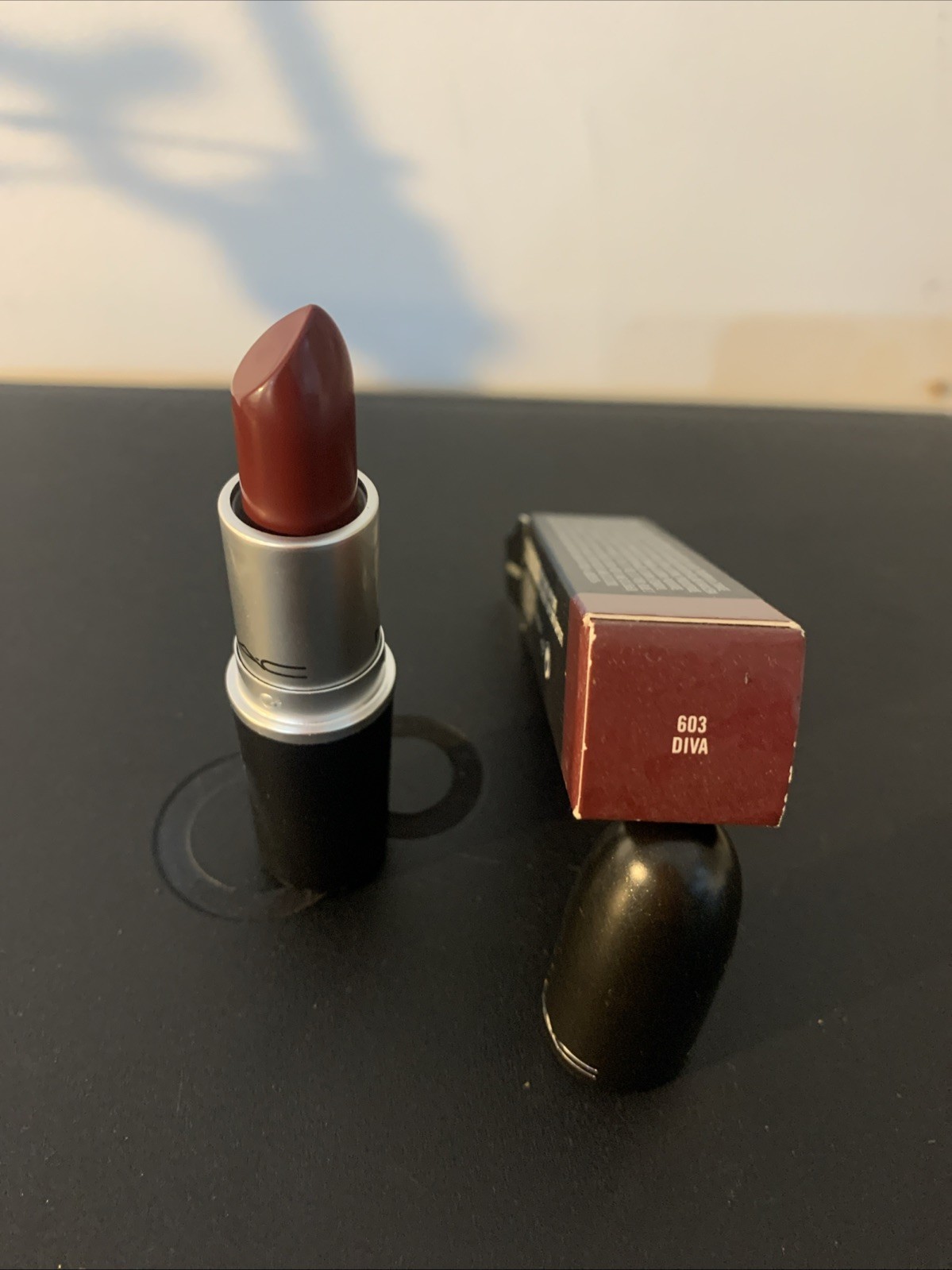 MAC Matte Lipstick 603 Diva – Full Size 3g
