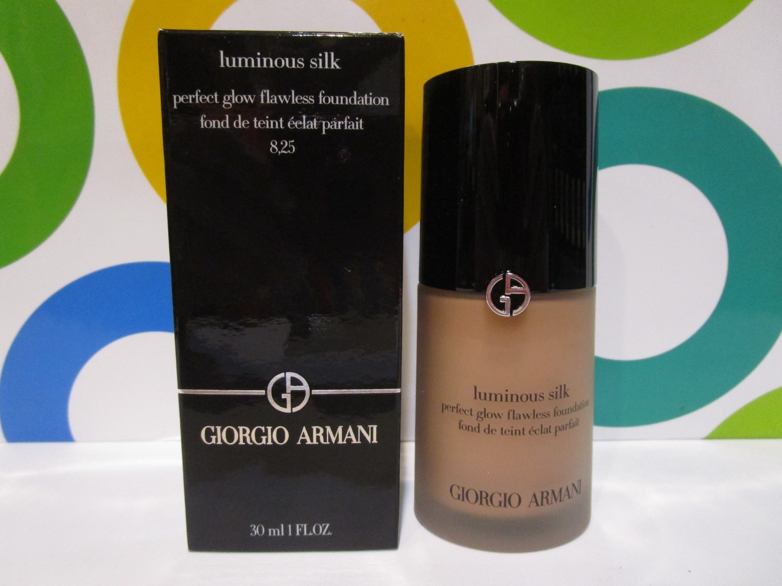 GIORGIO ARMANI ~ LUMINOUS SILK PERFECT GLOW FLAWLESS FOUNDATION ~ # 8.25 ~ 1 OZ