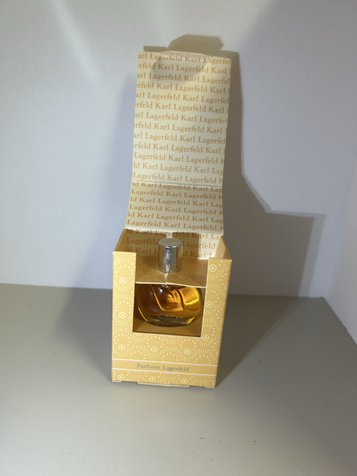 Chloe Eau de Toilette Women’s 1/8 fl oz Mini Splash New In Box Rare Perfume