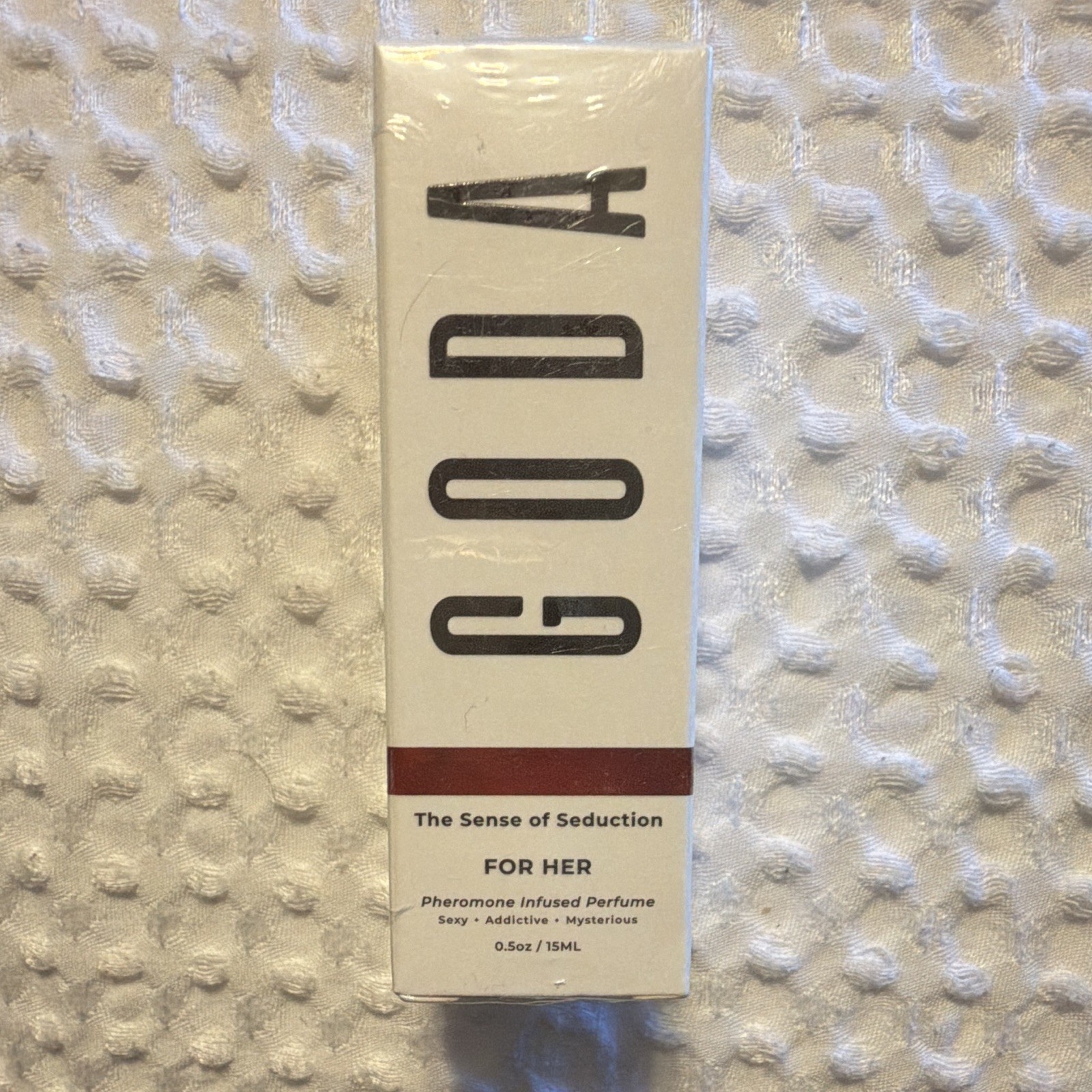 GODA Sense of Seduction pheromone perfume (2) and pheromone silk body oil (1)
