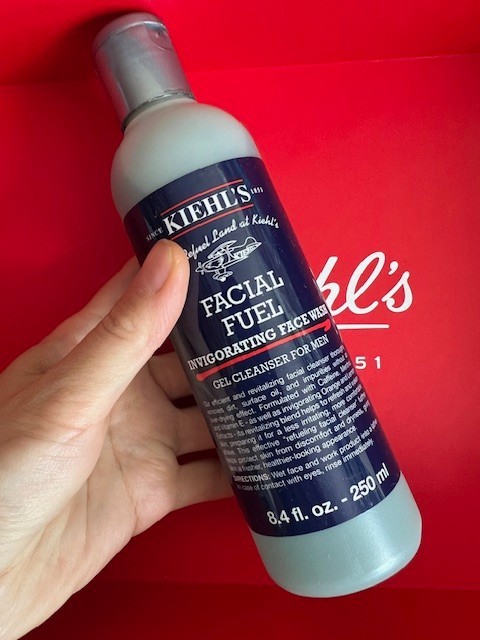Kiehl’s Facial Fuel Invigorating Face Wash Gel Cleanser For Men 8.4oz/250ml seal