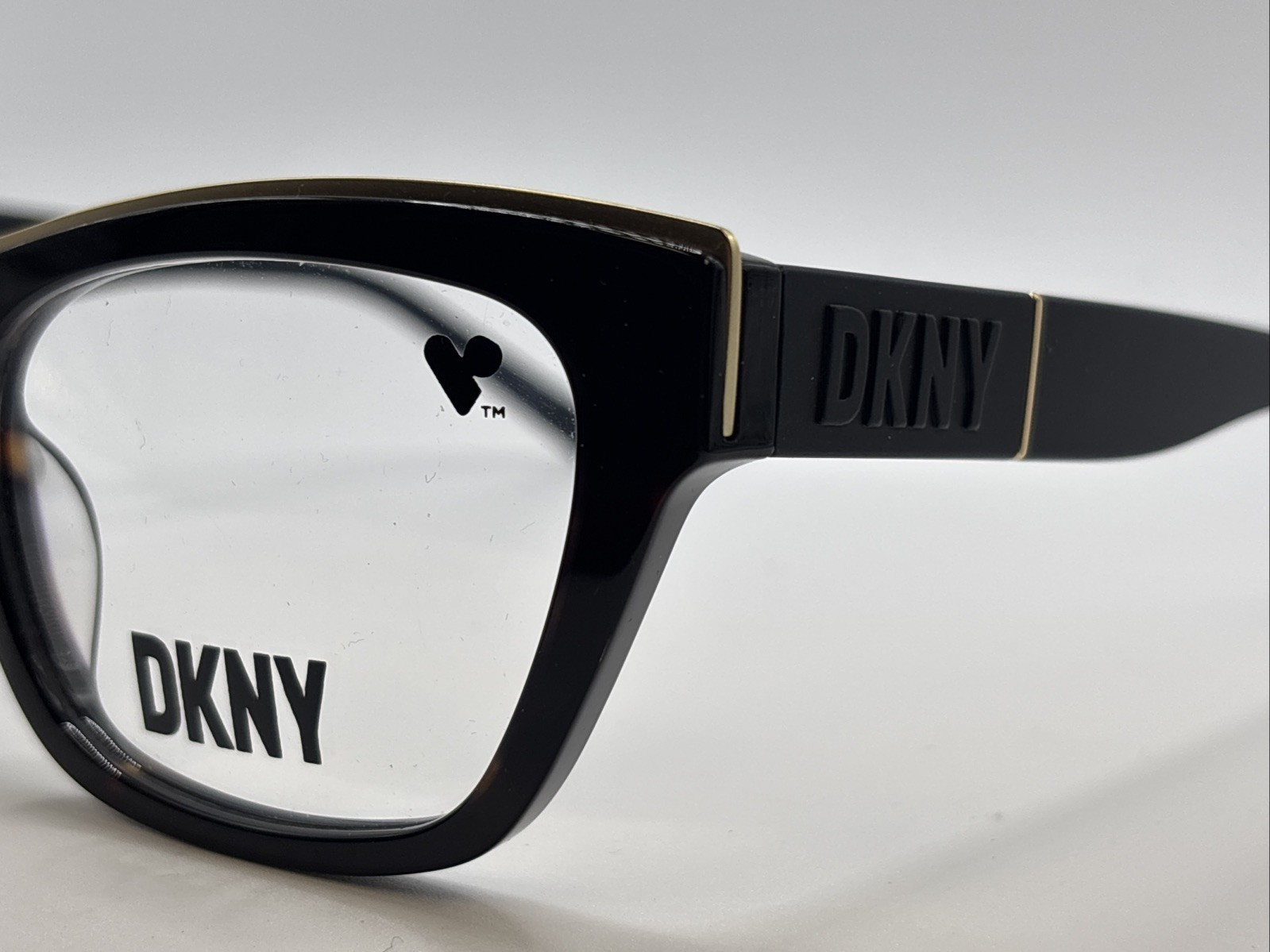 DKNY DK5063 237 54/18 M 140 Women’s Full Rim Tortoise/Gold Eyeglass Frames