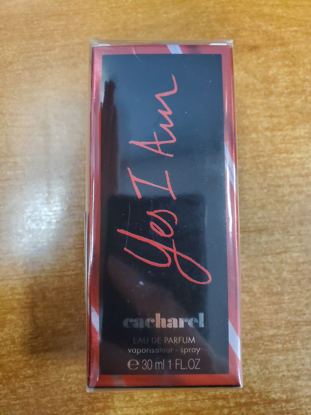 Cacharel Yes I Am Eau de Parfum Spray for Women, 1 oz. NEW/SEALED (4989 – R4P6)
