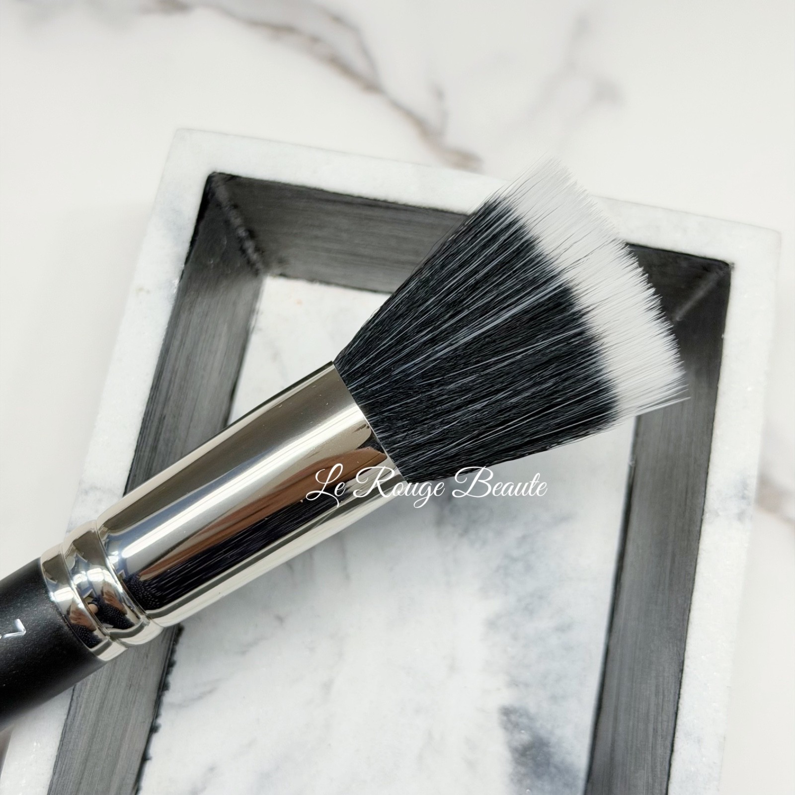 Mac 187 Duo Fiber Face Brush – Discontinued Natural Synthetic Blend Old Version