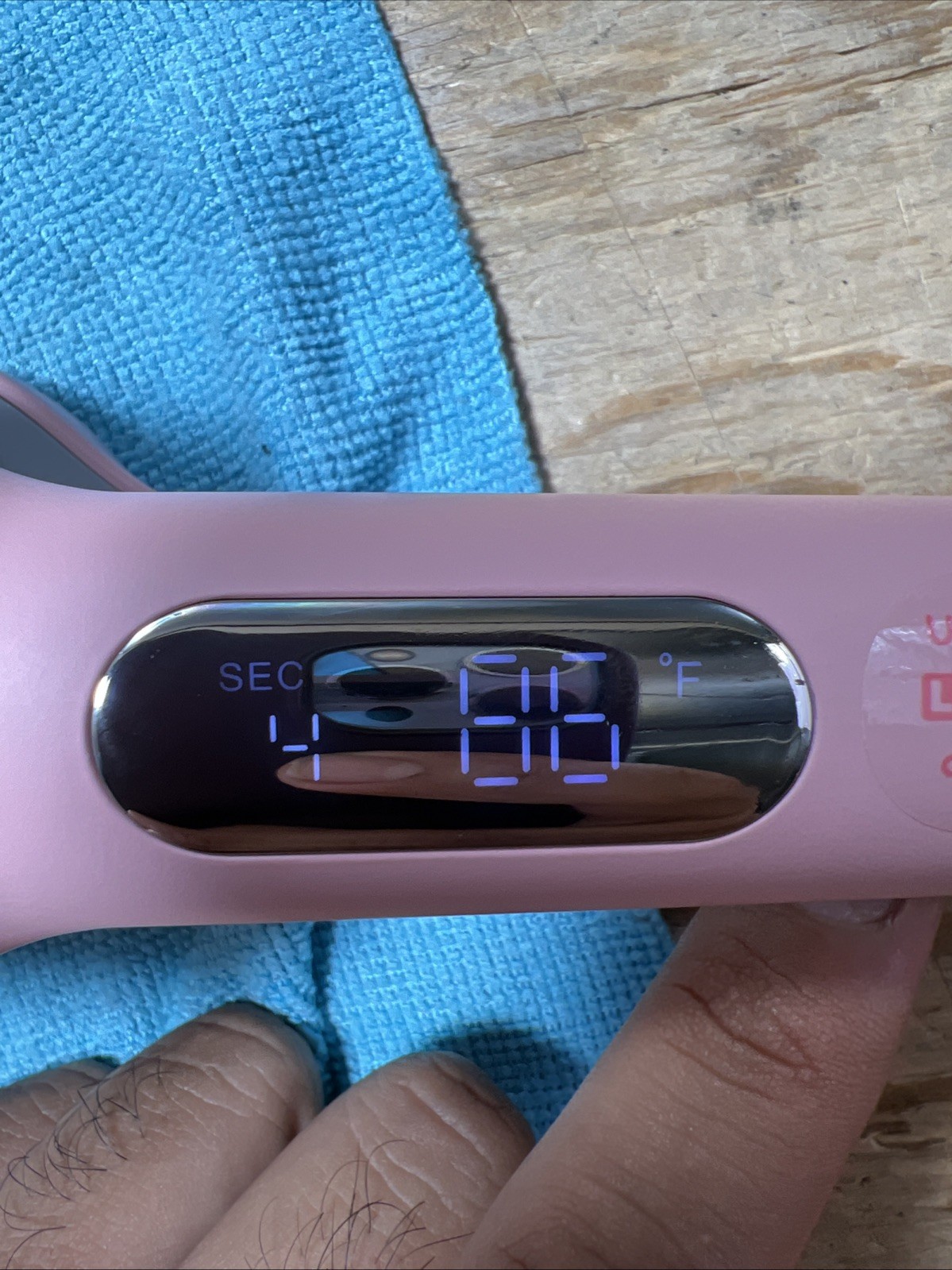 Tymo Rovy Wave Curling Iron Pink New Open Box