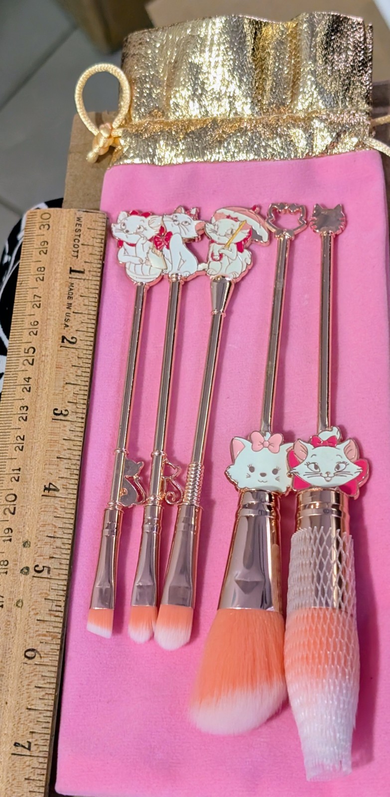 Disney THE ARISTOCATS MARIE 5 Piece Brush Set Pink Storage Bag Cat 🐈