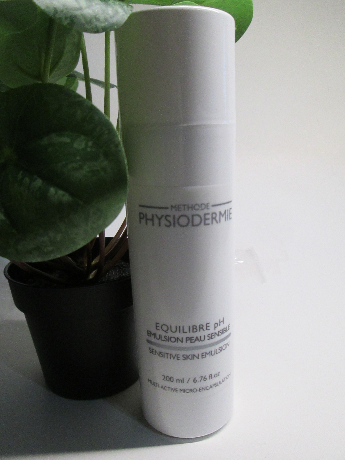 PHYSIODERMIE sensitive skin emulsion cream 200ML/6.76 FL.OZ NEW