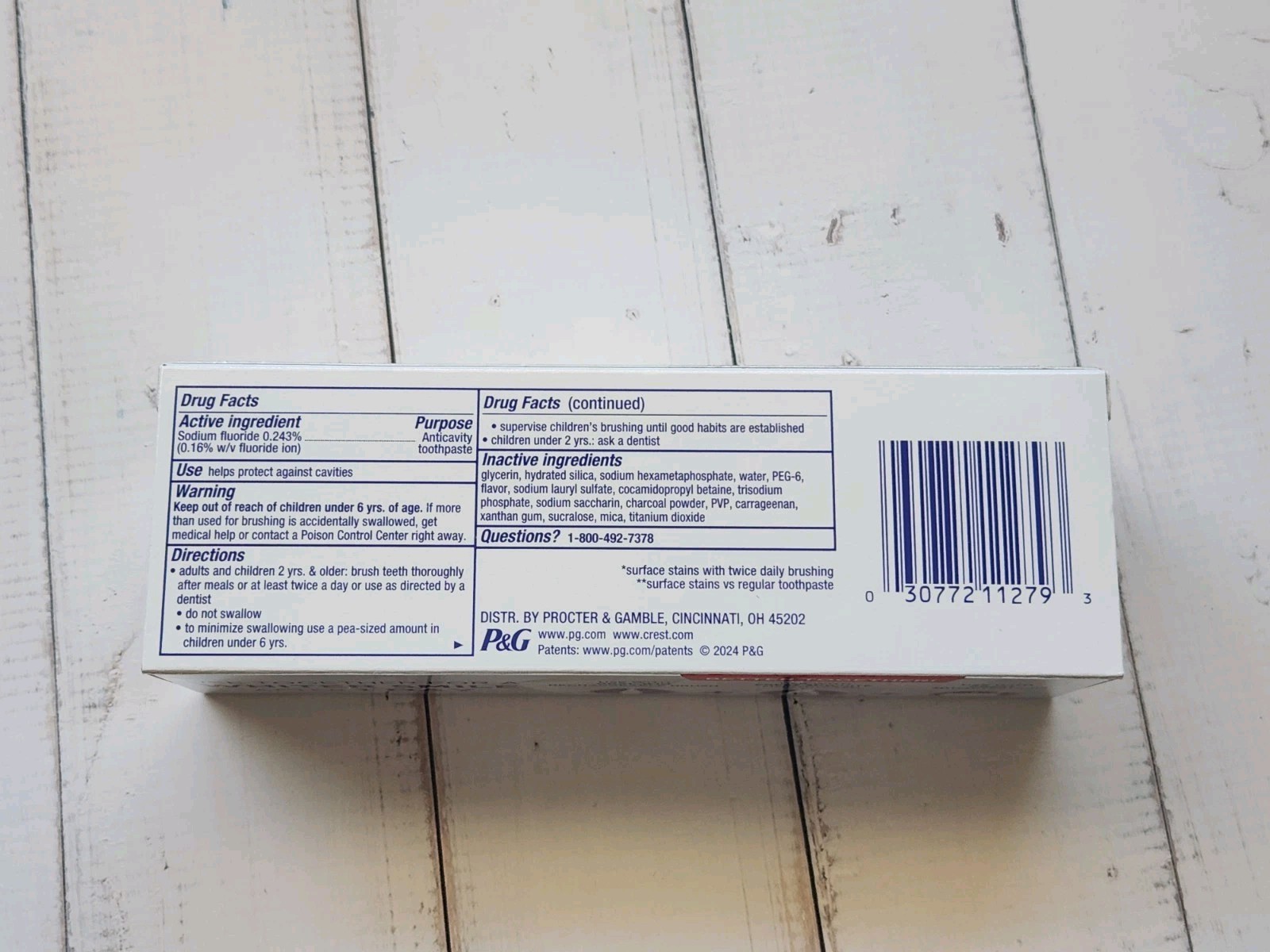 Crest 3D White Brilliance Whitening Toothpaste, Charcoal Mint, 4.6 oz