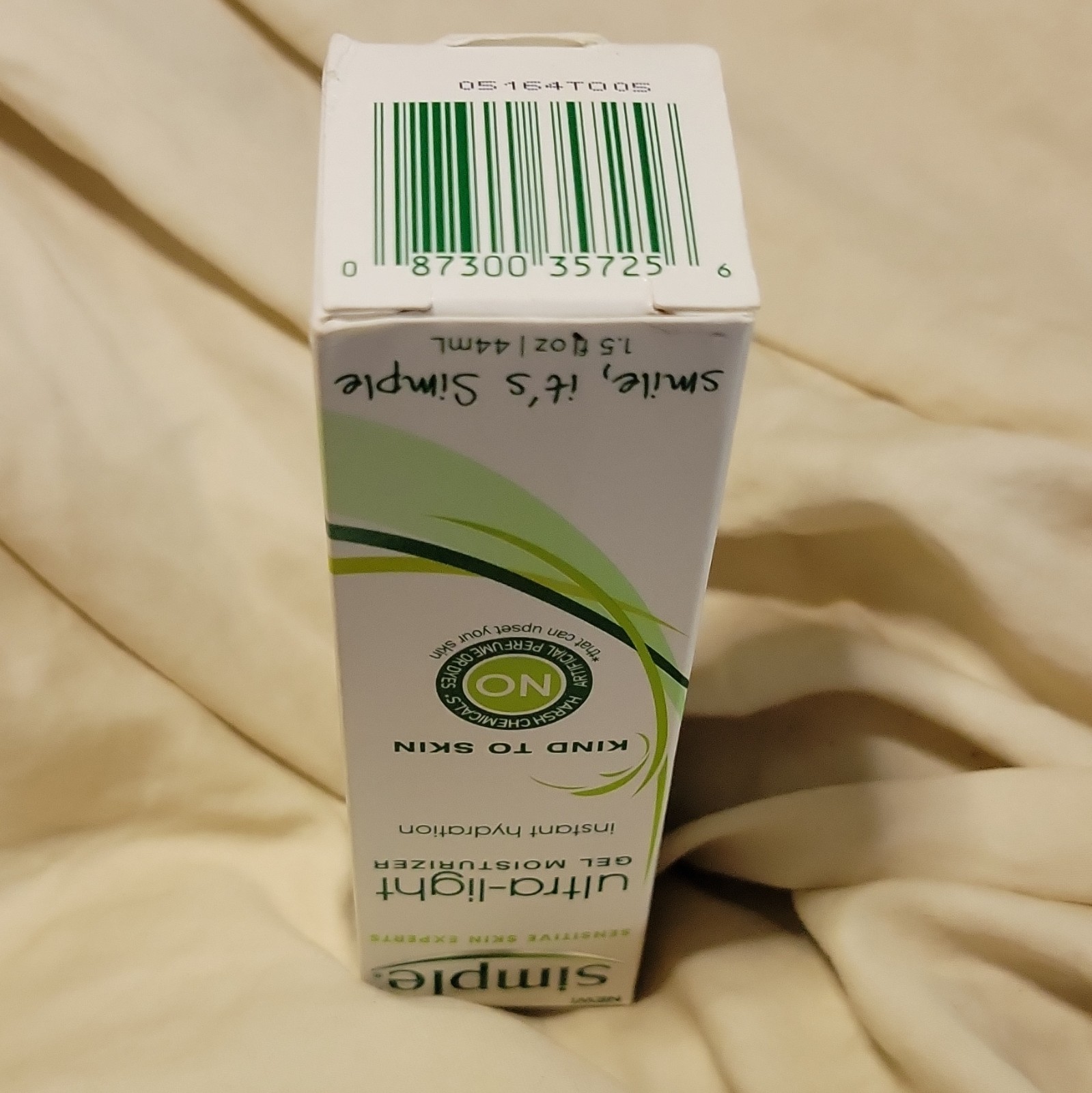 Simple Kind to Skin Ultra-Light Hydrating Gel Moisturizer Face/Neck 1.5 fl oz