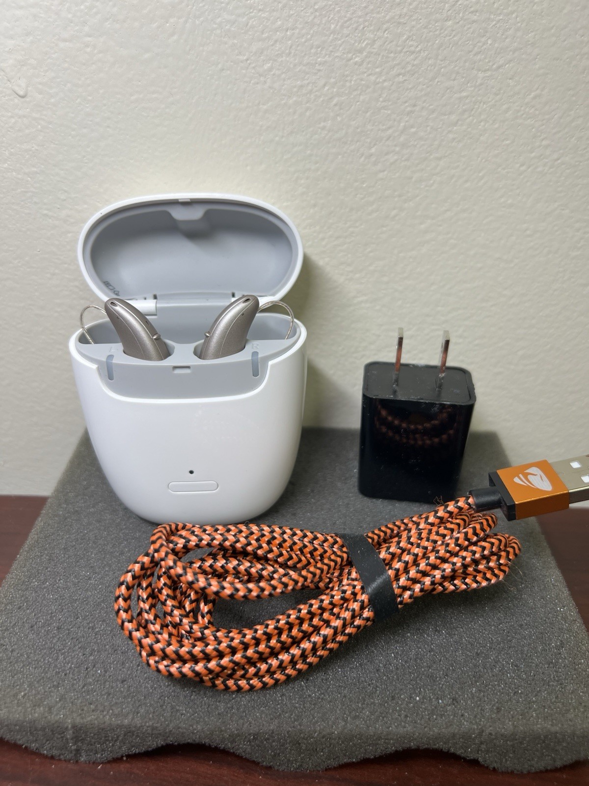 Signia Pure Charge & Go 7 AX RIC R – pair – TESTED – charger incuded