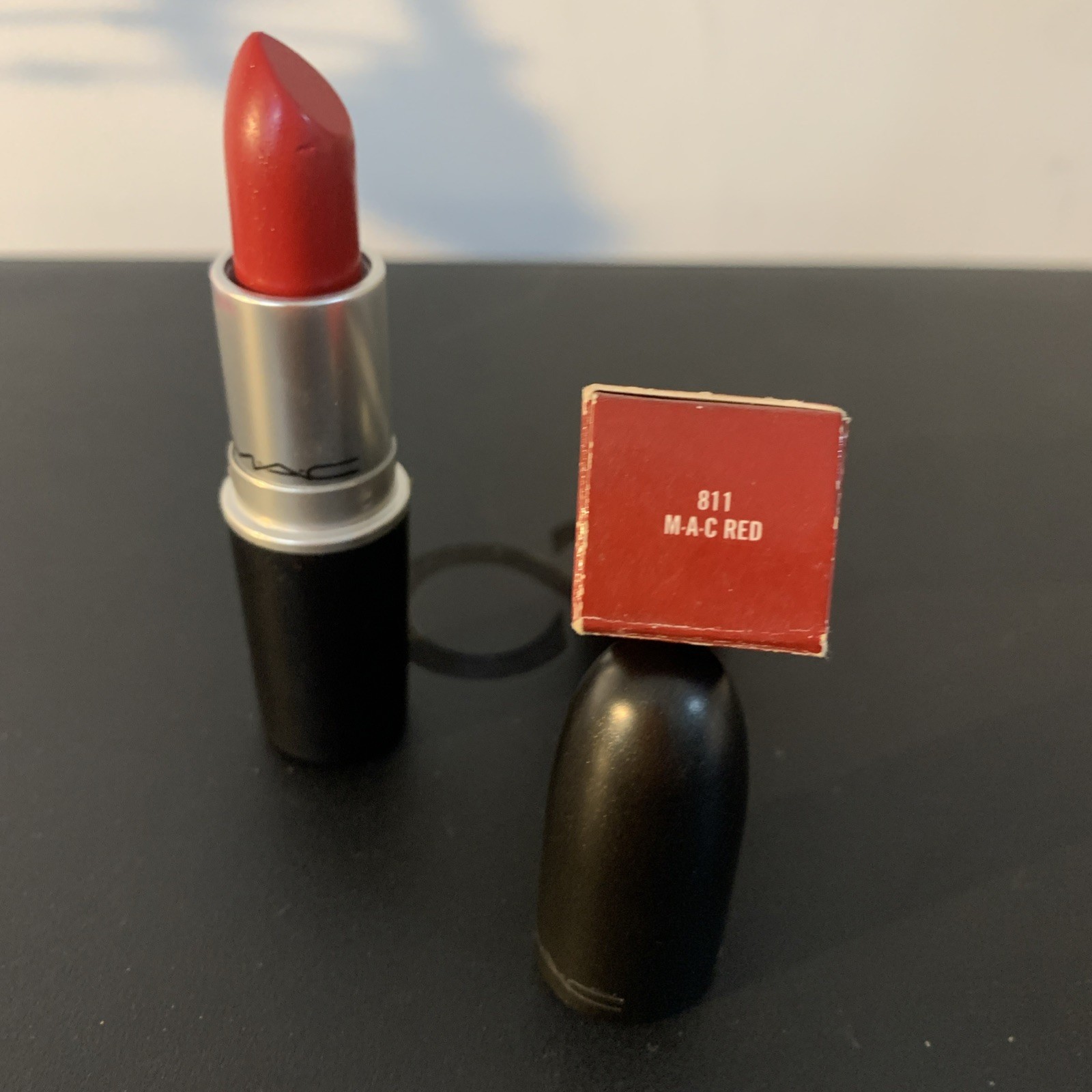 MAC Satin Lipstick 811 MAC Red – Full Size 3g