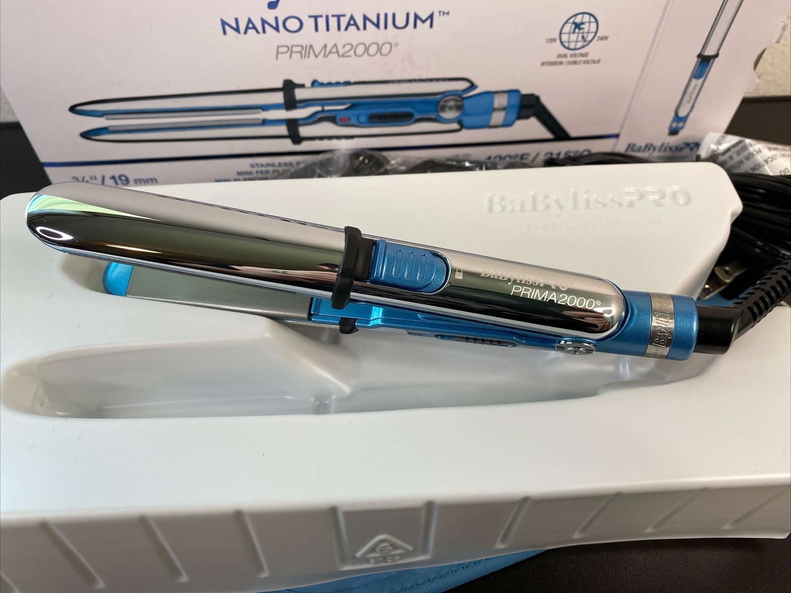 Babyliss Pro Nano Titanium Prima 2000 3/4″ 19mm Straightener Mini Flat Iron Open