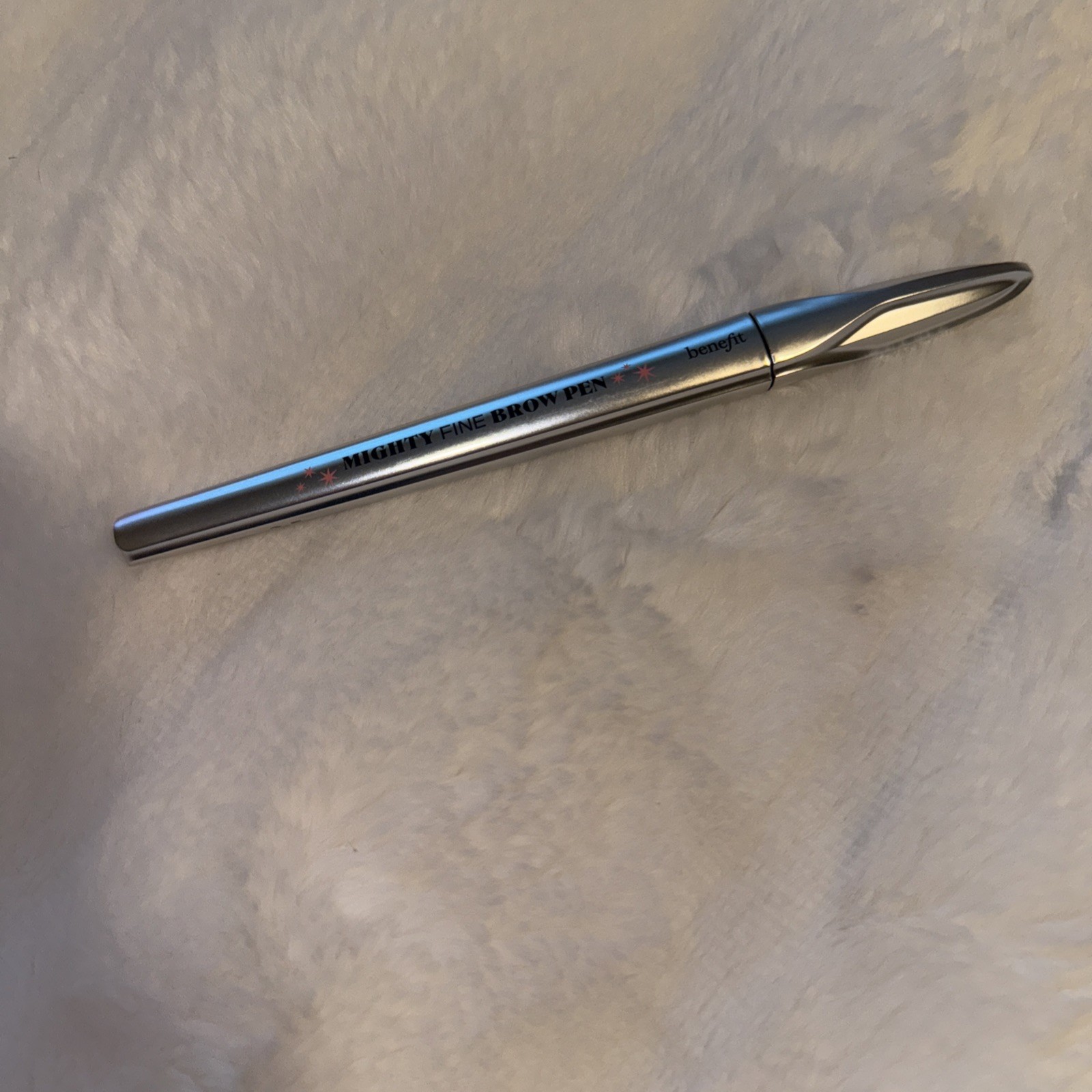 Benefit Mighty Fine Brow Pen 2.5
