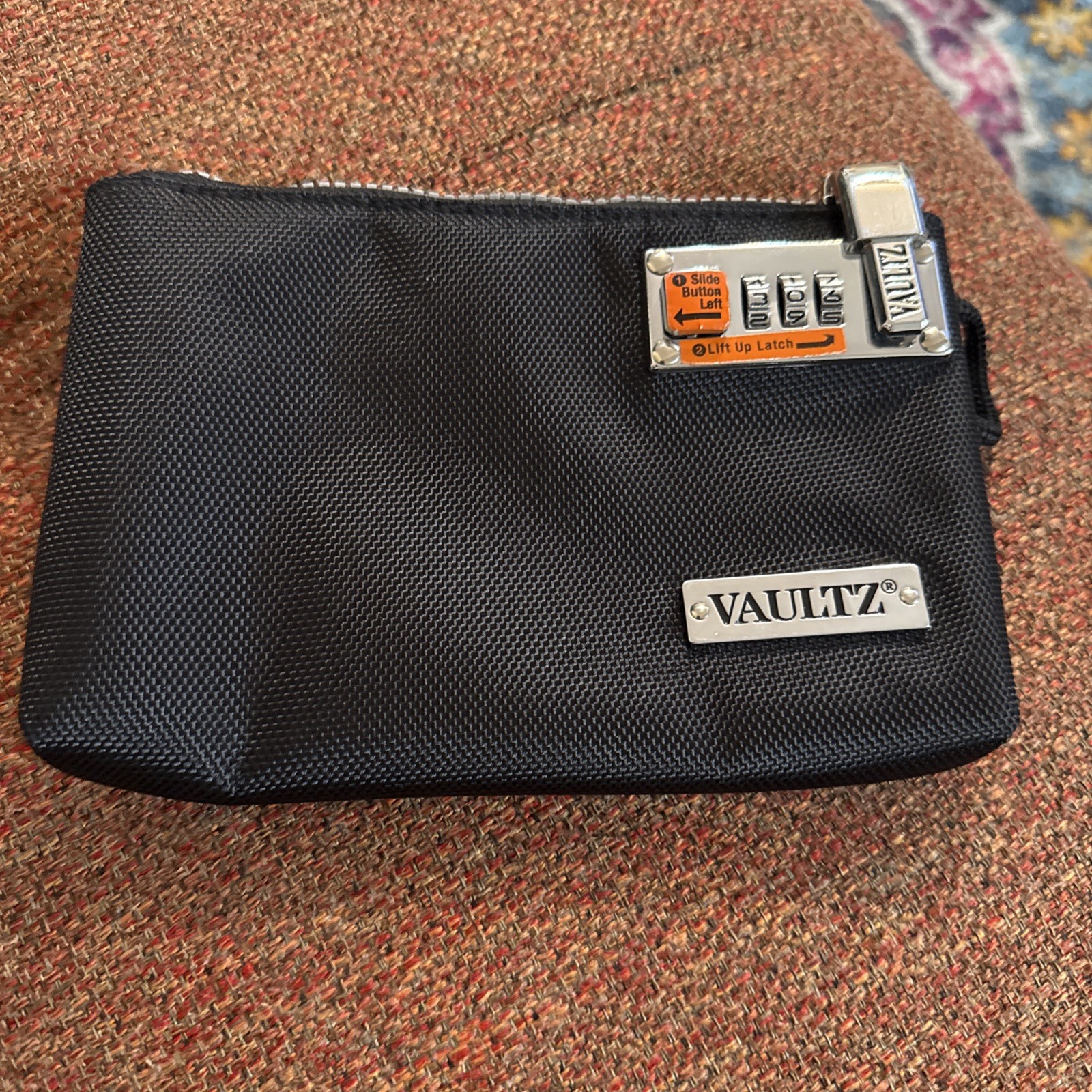 NEW Vaultz Locking Medicine Pouch Zipper & Combination Lock Secure Medical Bag