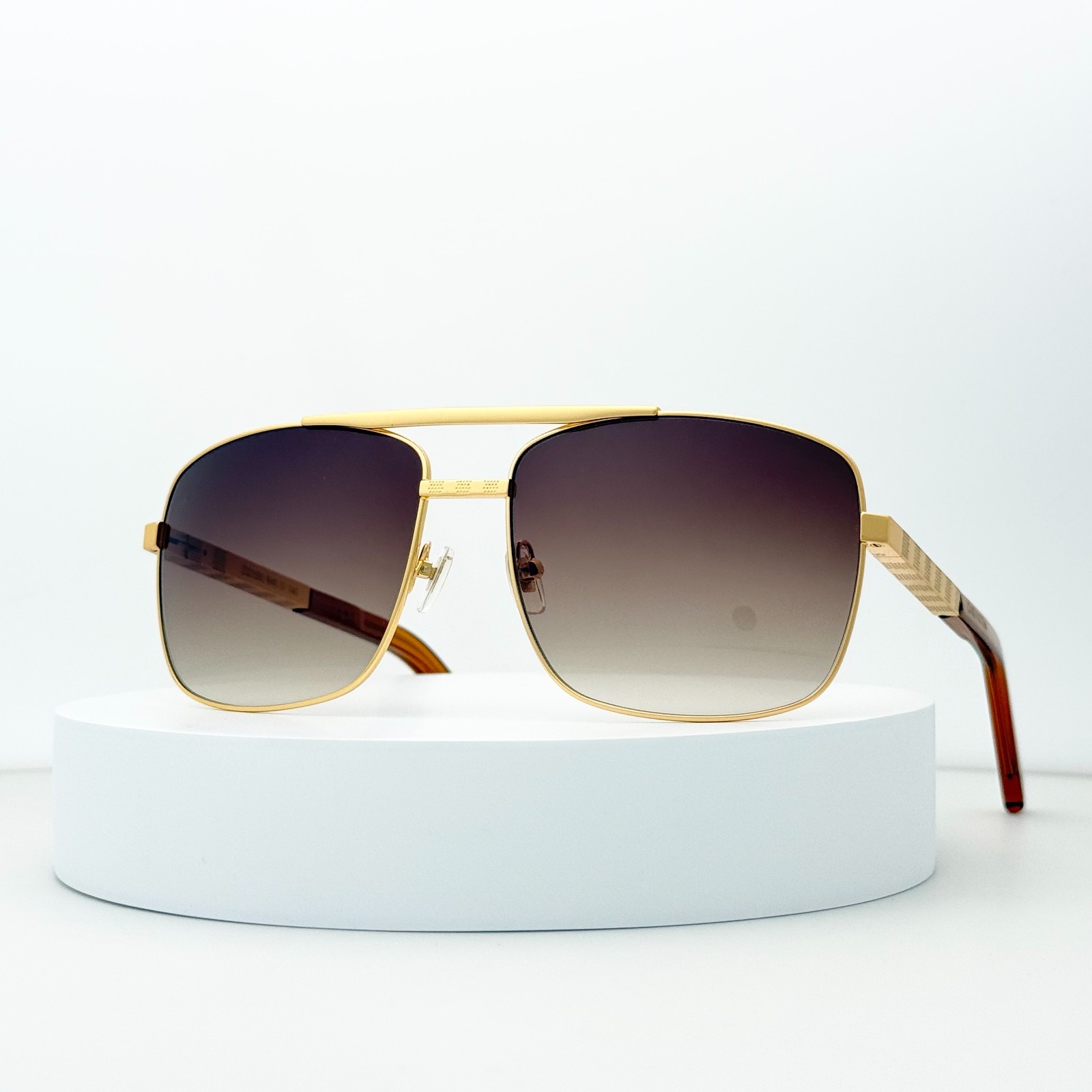 Louis Vuitton Attitude Z0259U Sunglasses Gold Frame Brown Lens 59mm
