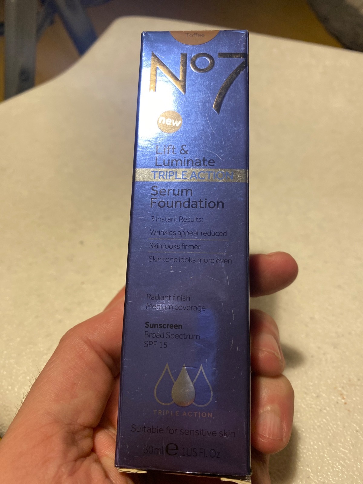 No7 lift & luminate toffee sunscreen spf 15