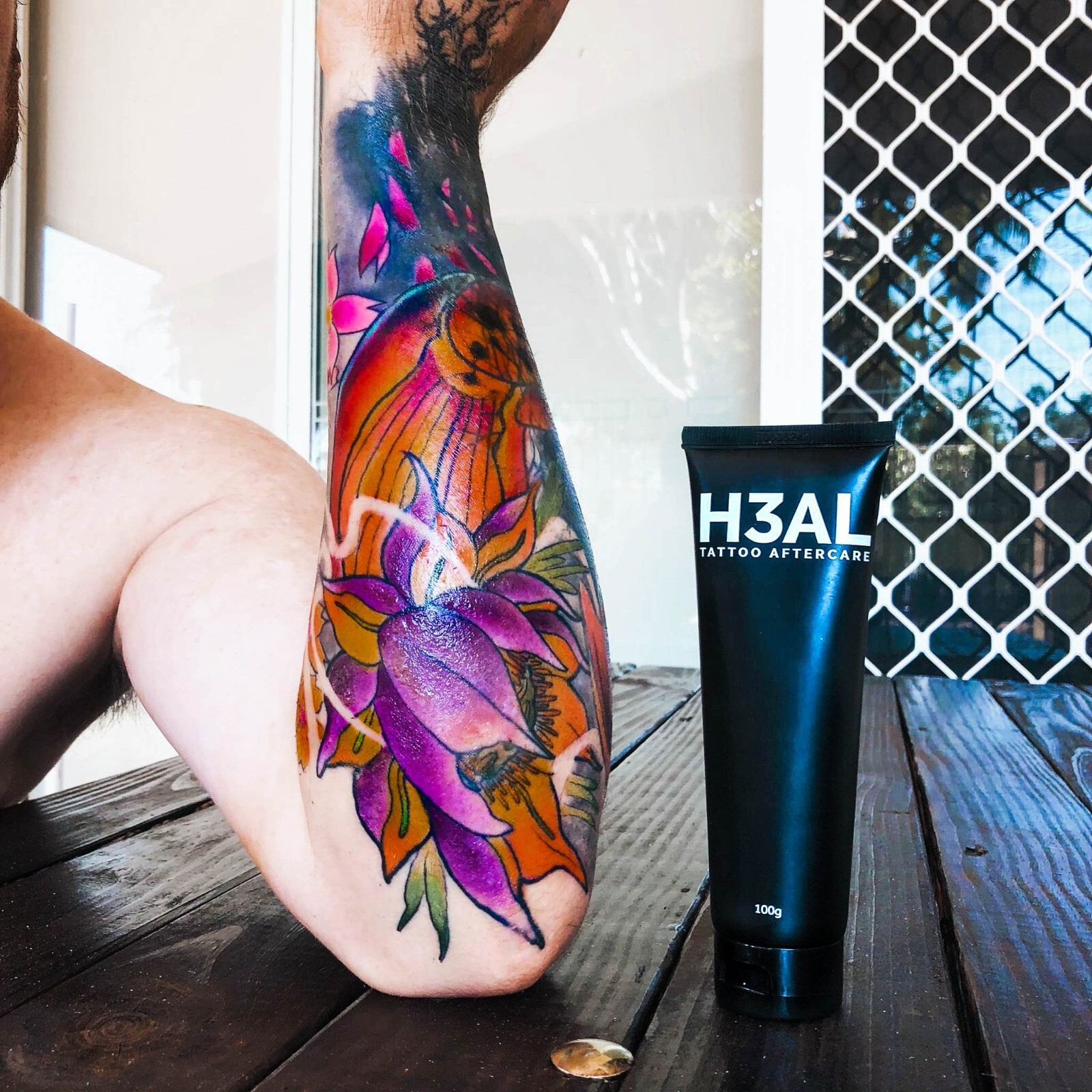 Tattoo Aftercare Enhance Bandage skin Color Enhancement Revives Old .50 oz N